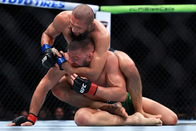 Khamzat Vs Du Plessis UFC 319 Result